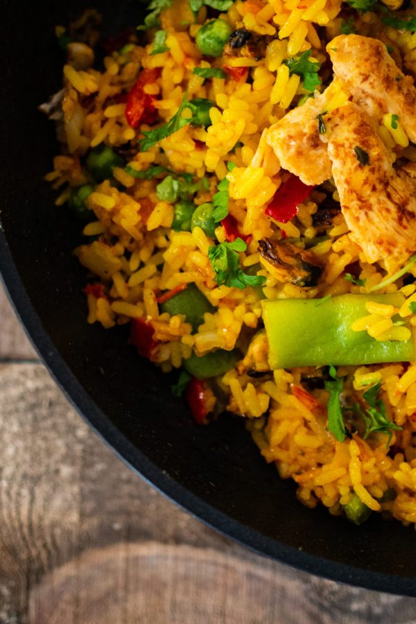 paella-seafood-on-wooden-background-2026-01-09-15-09-14-utc